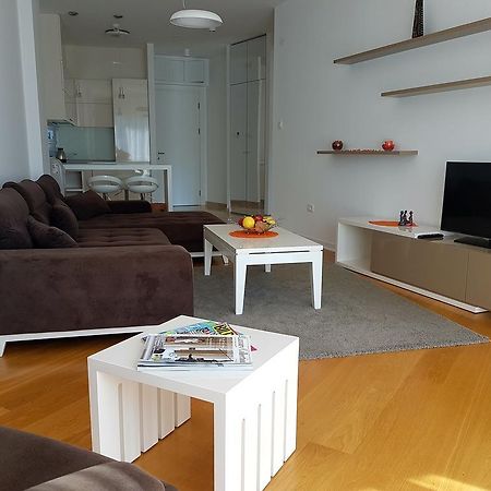 Apartment Tc Lux Vlsb بودفا المظهر الخارجي الصورة